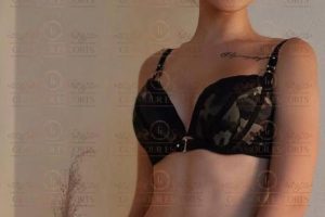 Dasha-escorts-in-athens-city-tours-in-athens (5)