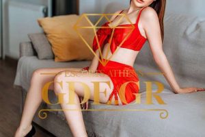 SUPER-SEXY-PETIT-TEEN-VIZITA-ATHENS-ESCORT-ASYA-GDE-7
