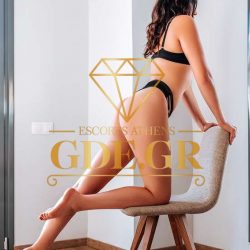 SEXY-BUSTY-LATVIAN-VISITA-IN-ATHENS-ESCORT-ADELINA-5-1