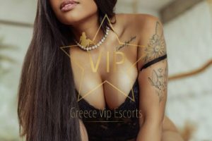ESCORT-ATHENS-BRUNA-SUPER-HOT-SEXY-BRUNETTE-5